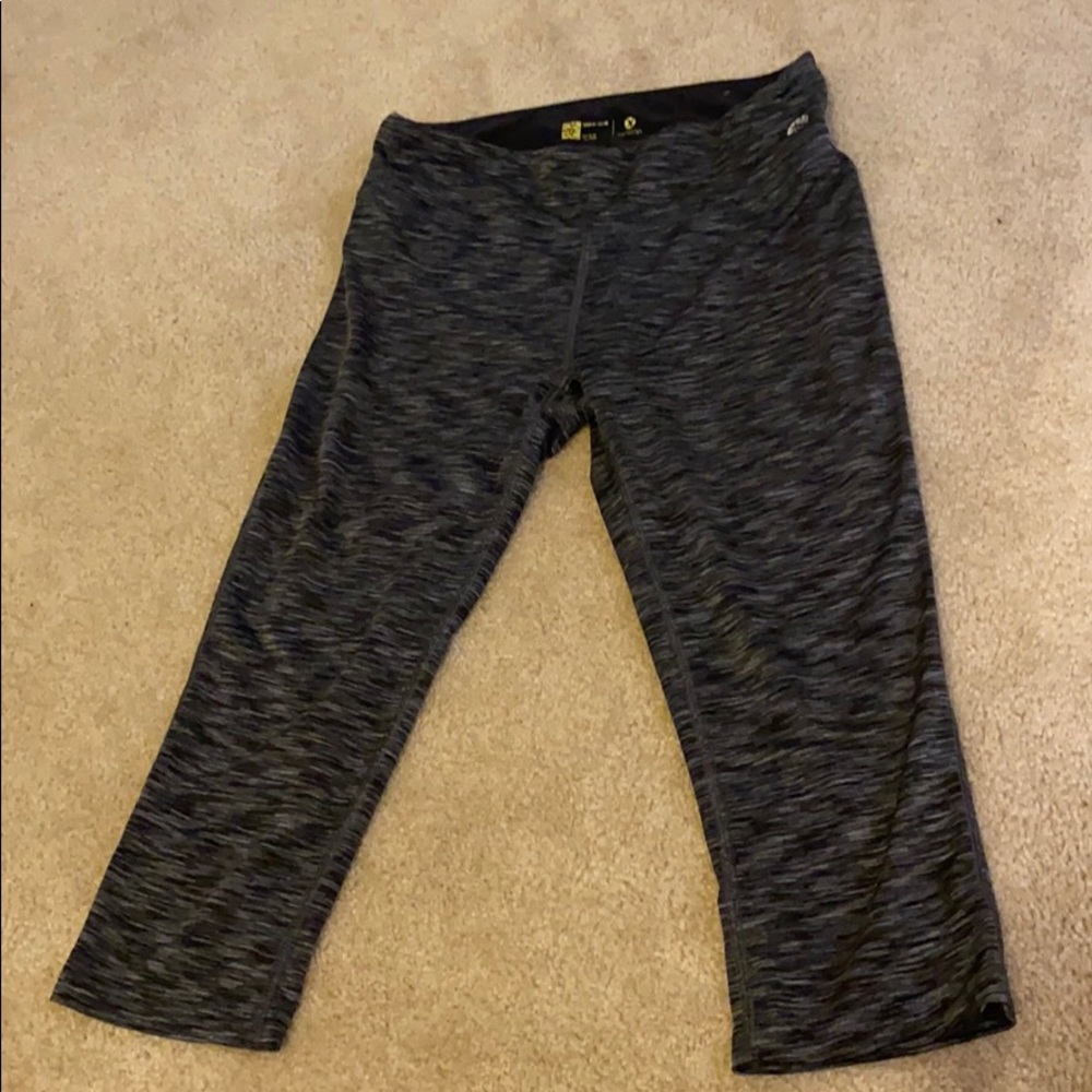 Gray leggings